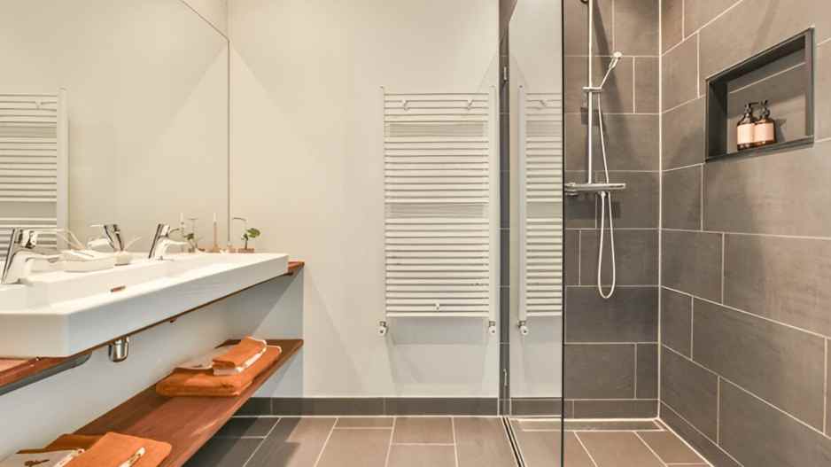 warna keramik kamar mandi yang bagus