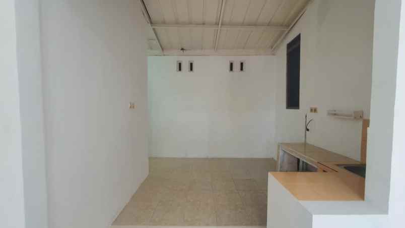 dijual apartemen jl landasan pacu utara