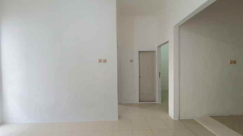 dijual apartemen jl landasan pacu utara