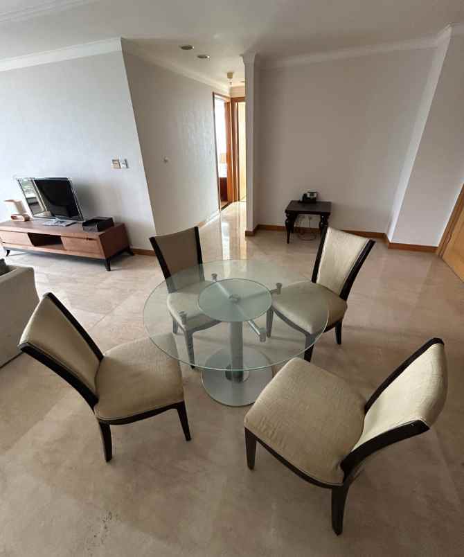 dijual apartemen jl m h thamrin no 1 kel