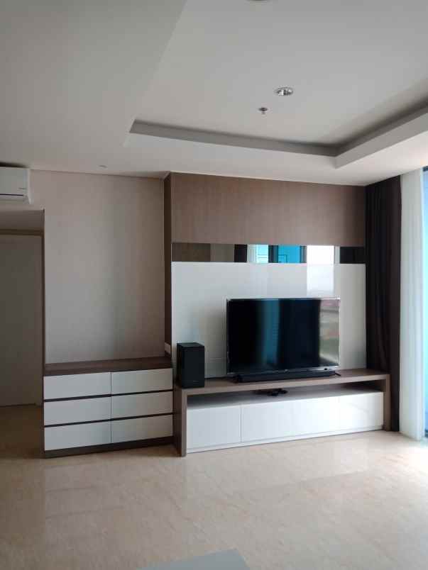 dijual apartemen the voila mayjen sungkono