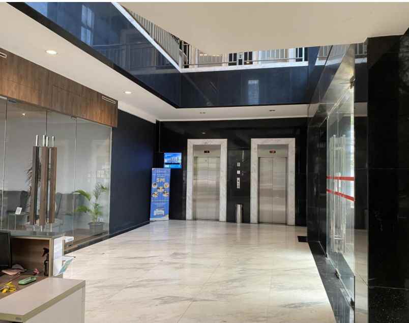 dijual gedunh lokasi jl buncit raya jakarta selatan