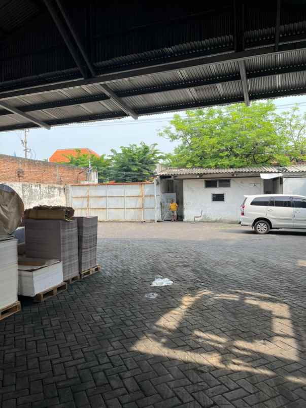 dijual gudang dan tanah di raya pogot
