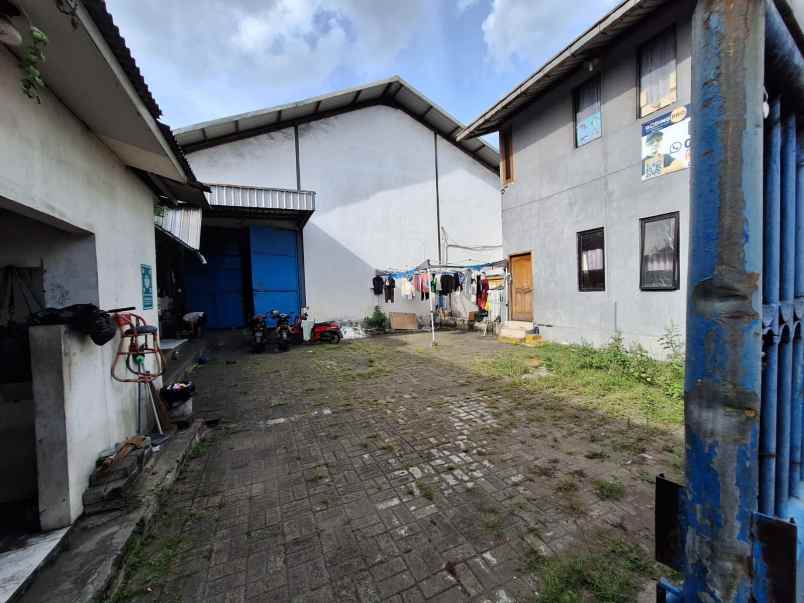 dijual gudang letak pinggir jalan di tangerang banten