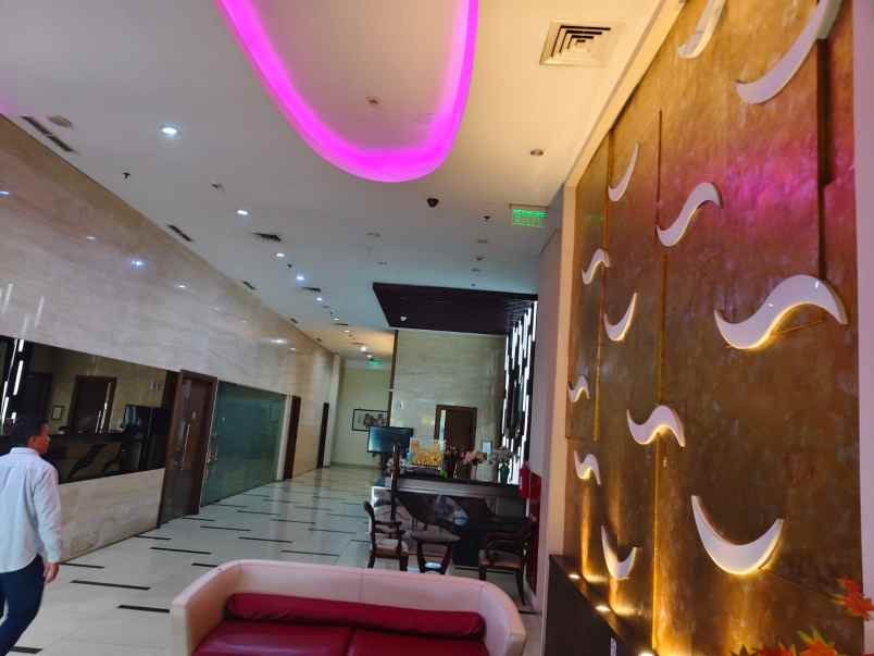 dijual hotel jalan bandengan