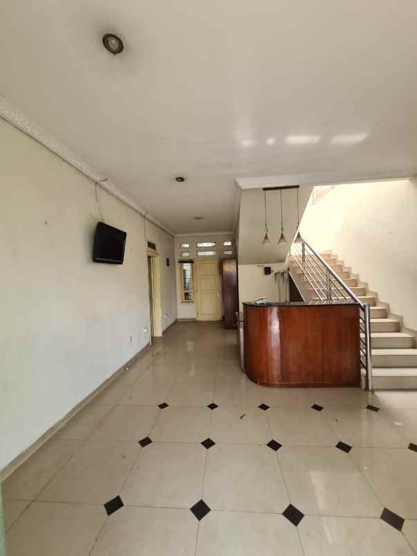 dijual hotel jl cikutra cibeunying
