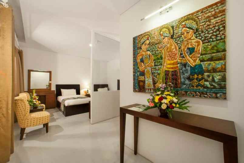 dijual hotel jl puri grenceng tuban kec