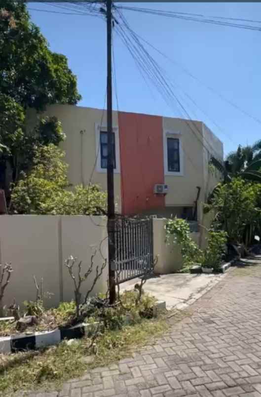 dijual kost jalan tenggilis mejoyo