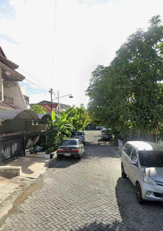 dijual kost jalan tenggilis mejoyo