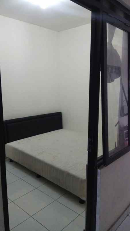 dijual kost lengkong kecil