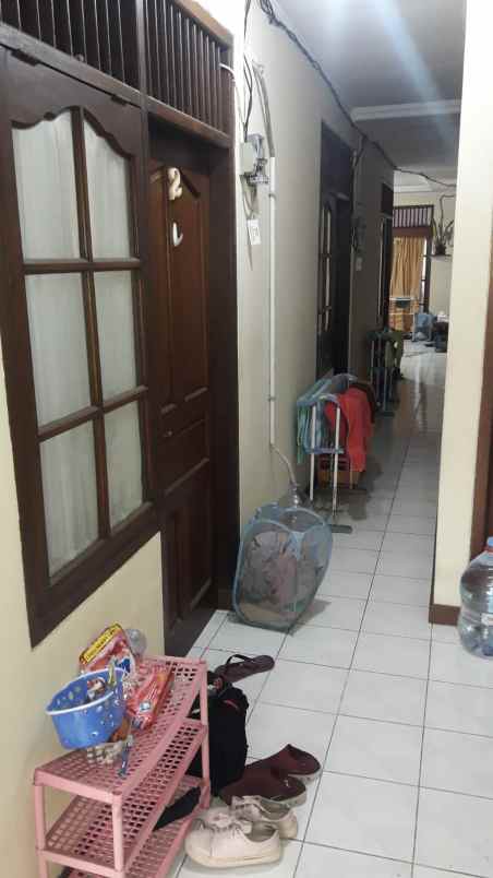 dijual kost tanjung duren selatan