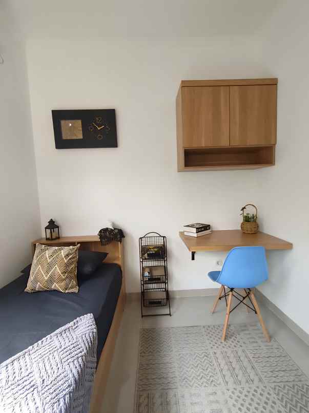 dijual kost ui kukusan beji