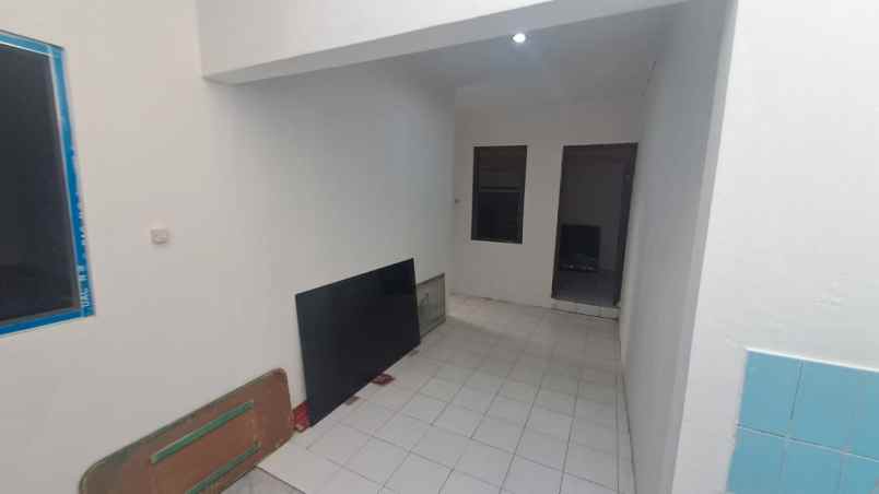 dijual kost wismasari