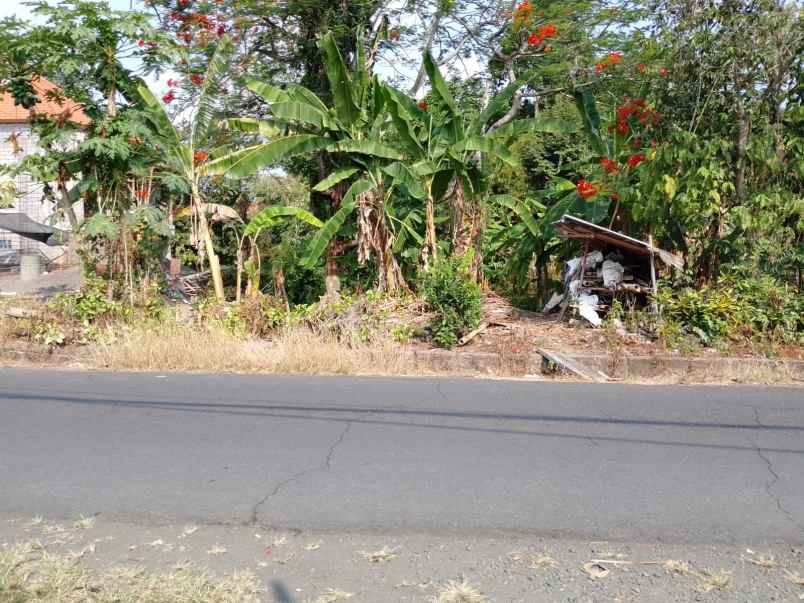 dijual lahan di pinggir jalan utama kelating