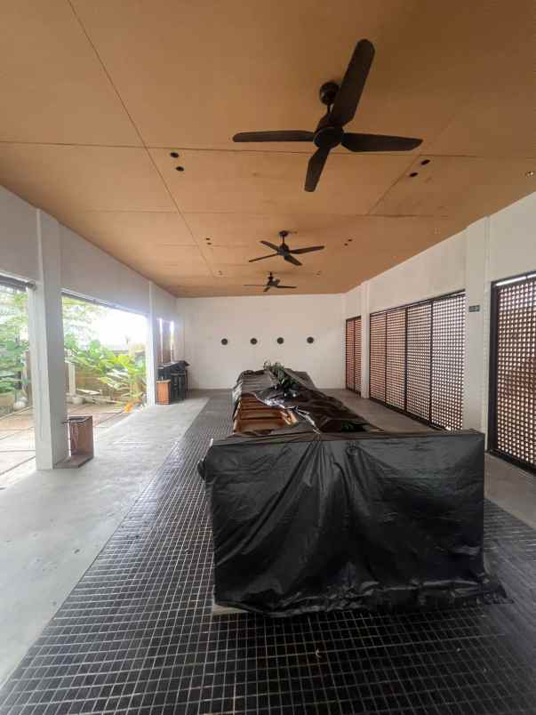 dijual ruko gudang kantor dekat jl damai jalan