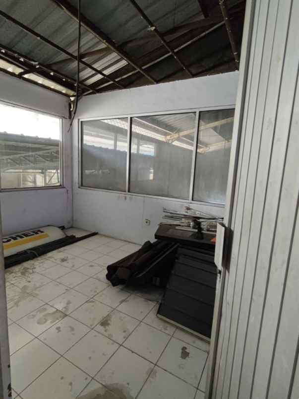 dijual ruko gudang kantor jalan raya kh hasyim