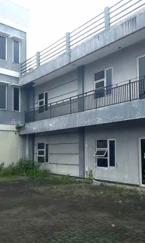 dijual ruko gudang kantor jalan raya menganti