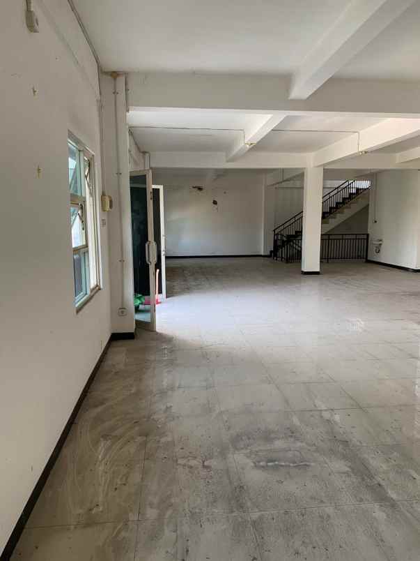 dijual ruko gudang kantor jalan raya menganti