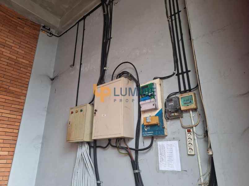 dijual ruko gudang kantor jl affandi demangan