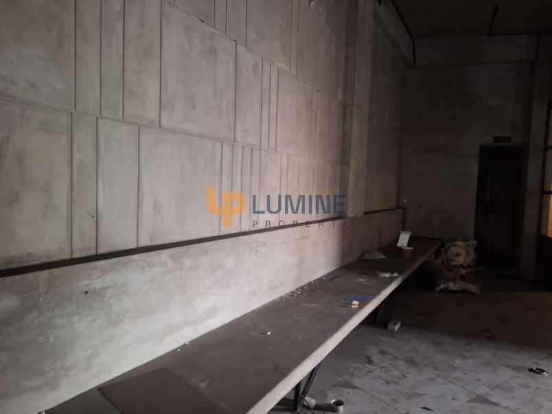 dijual ruko gudang kantor jl affandi demangan