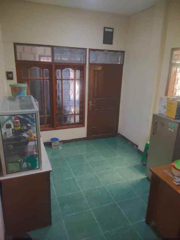 dijual ruko gudang kantor ploso timur tambaksari