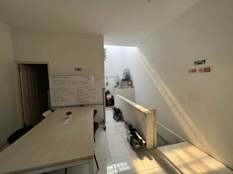 dijual ruko gudang kantor ruko di jalan raya gunung