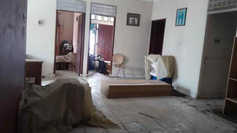 dijual rumah 2 lantai shm di villa bintaro tangerang