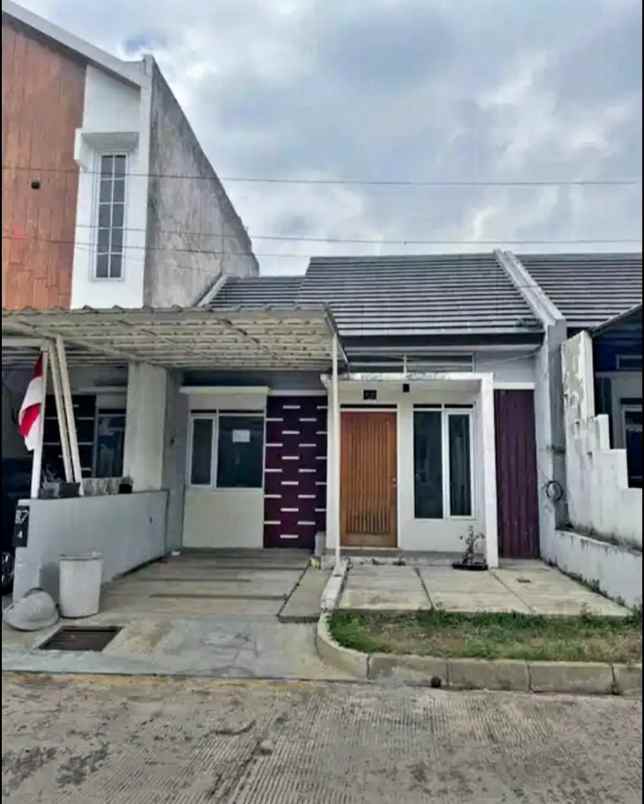 dijual rumah arcamanik