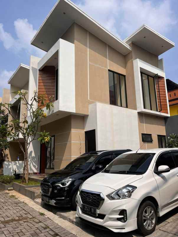 dijual rumah balekambang kramat jati