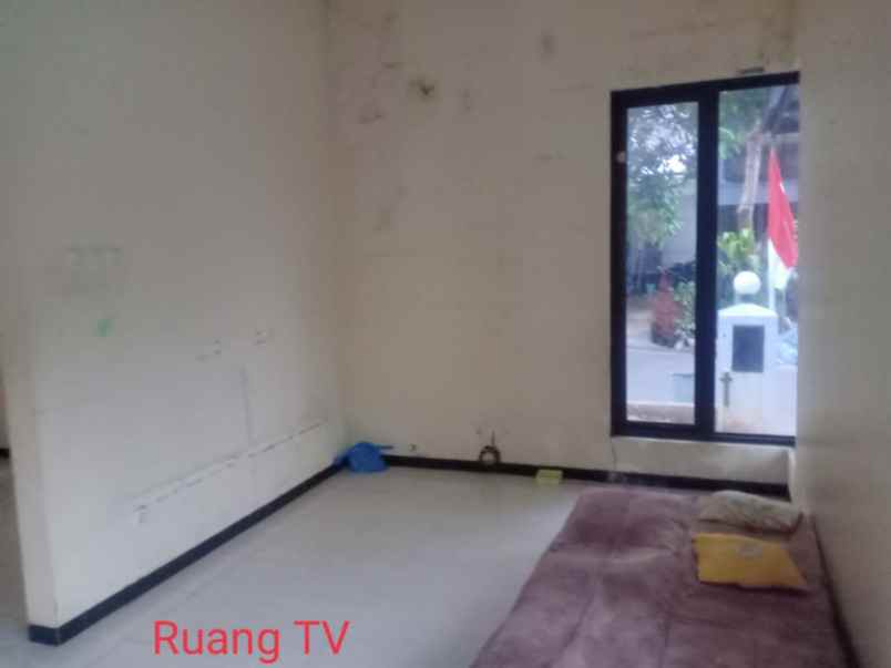 dijual rumah banyumanik