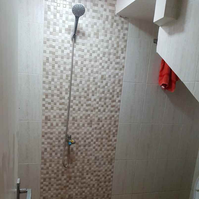 dijual rumah baru renovasi deket bintaro