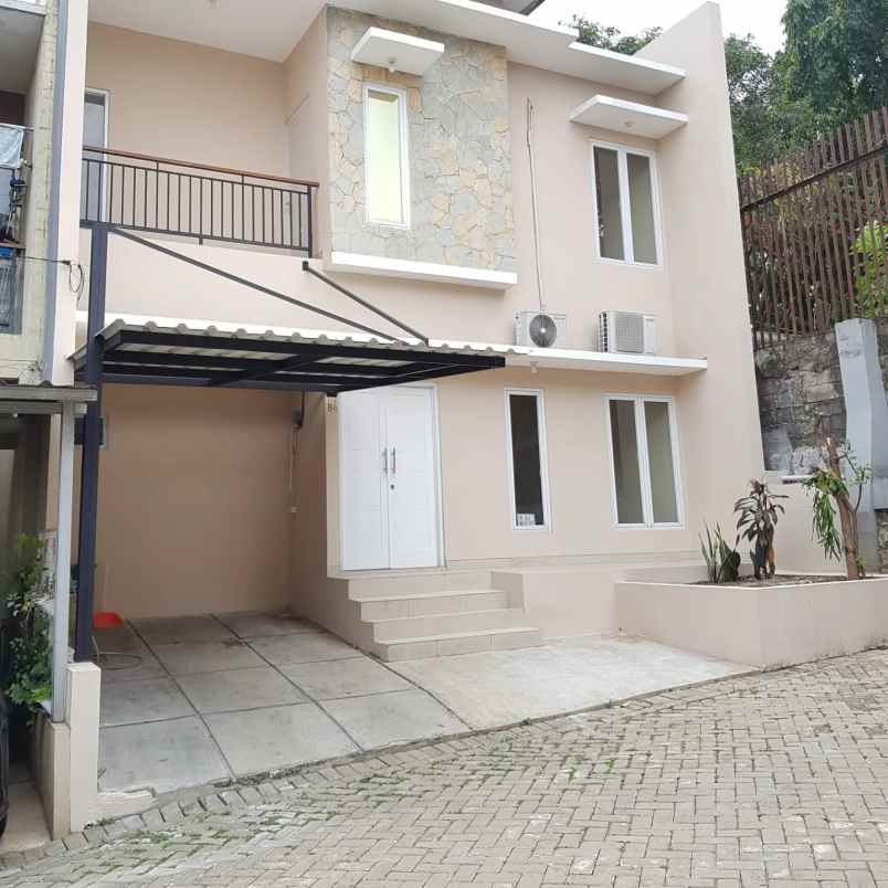 dijual rumah baru renovasi deket bintaro