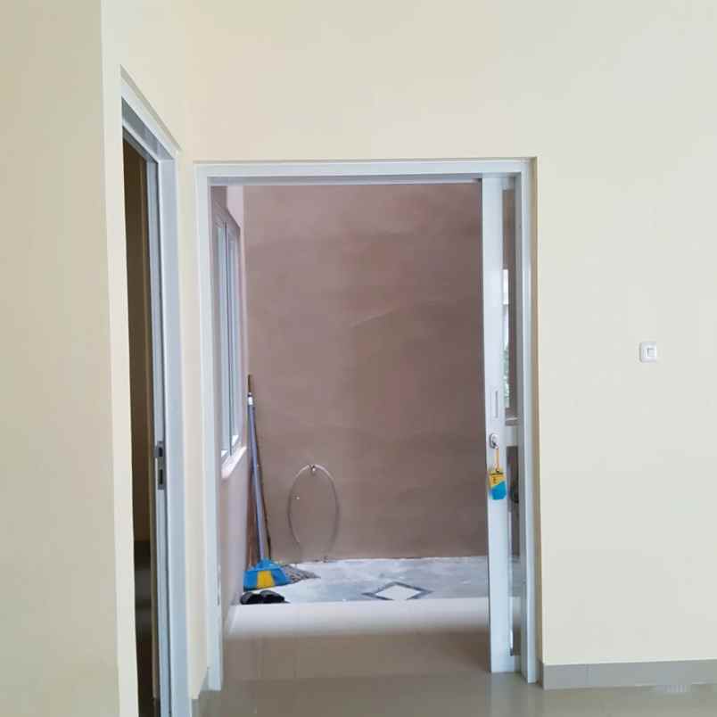 dijual rumah baru renovasi deket bintaro