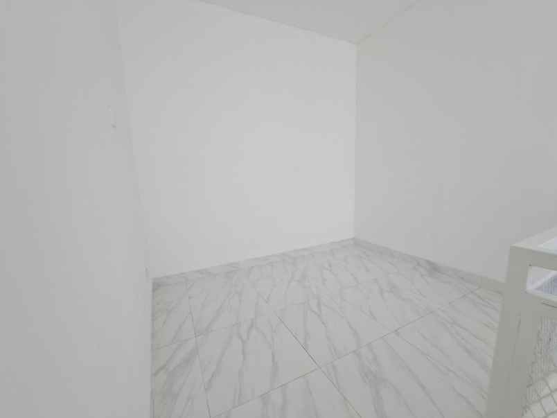 dijual rumah batu ampar condet jakarta