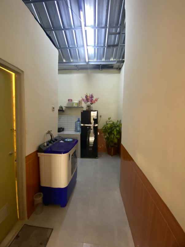 dijual rumah bedahan sawangan depok