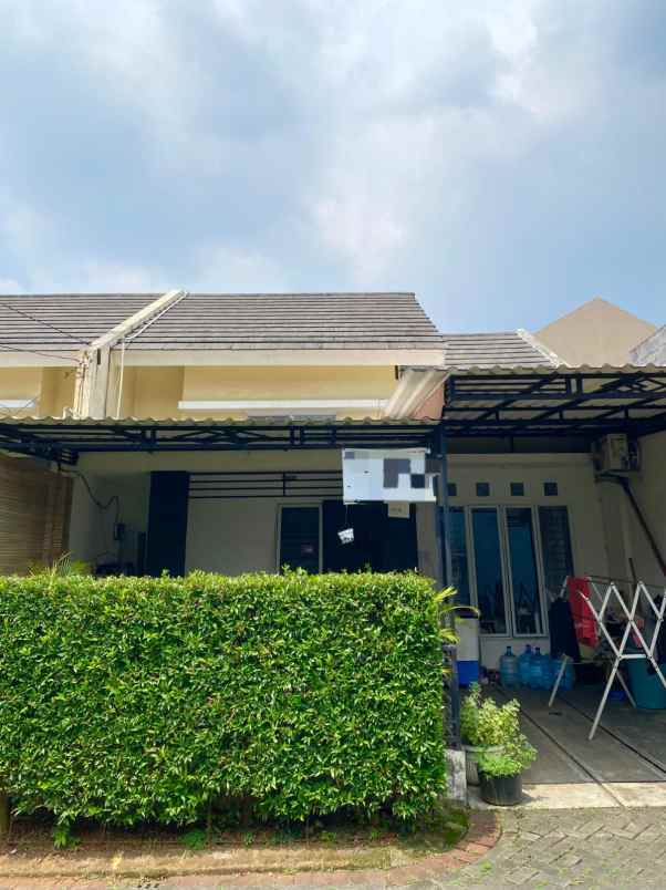 dijual rumah binong