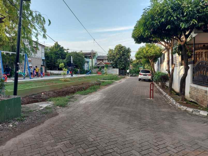 dijual rumah bintara