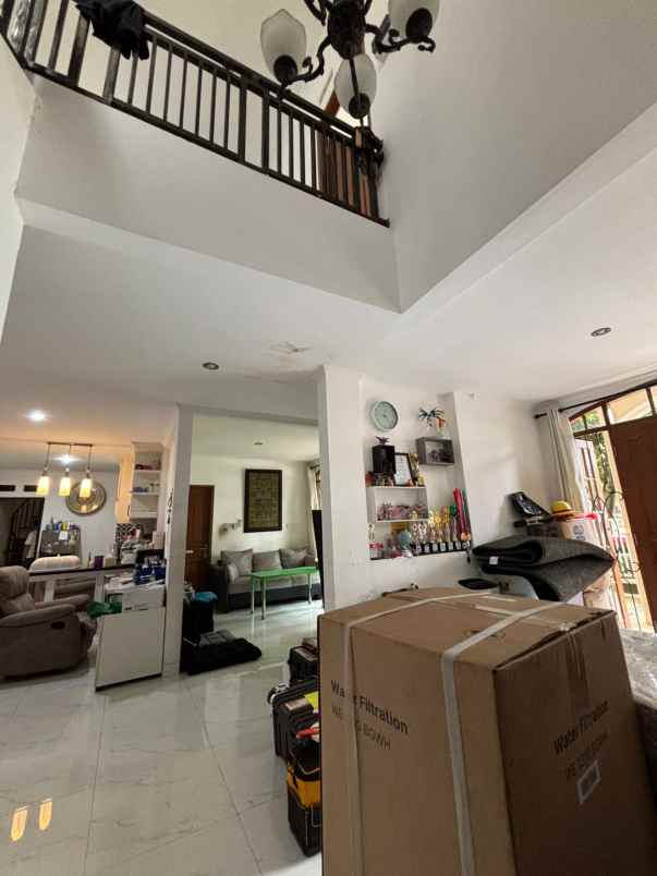 dijual rumah bintaro sektor 2