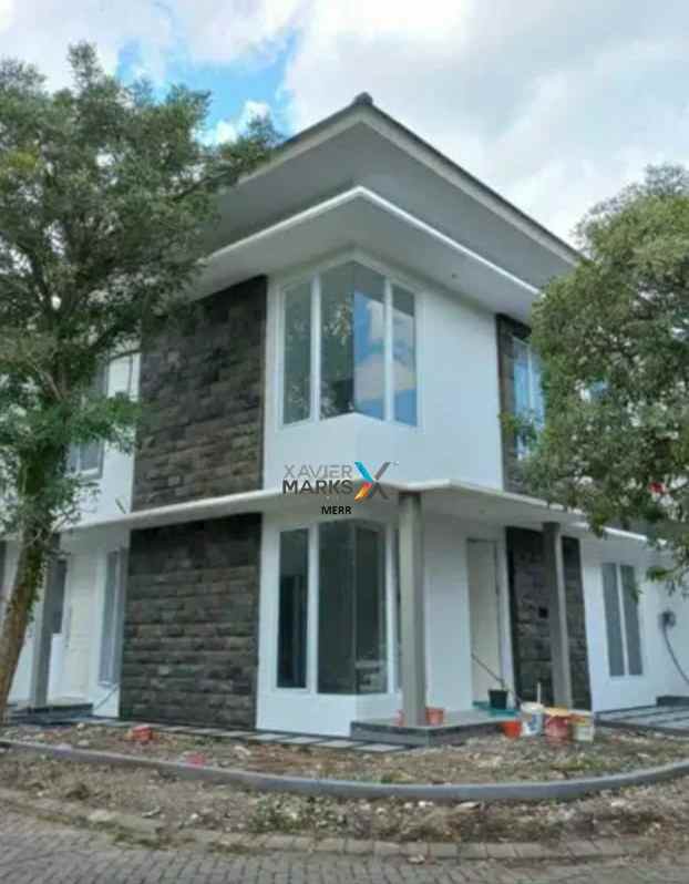 dijual rumah bukit palma