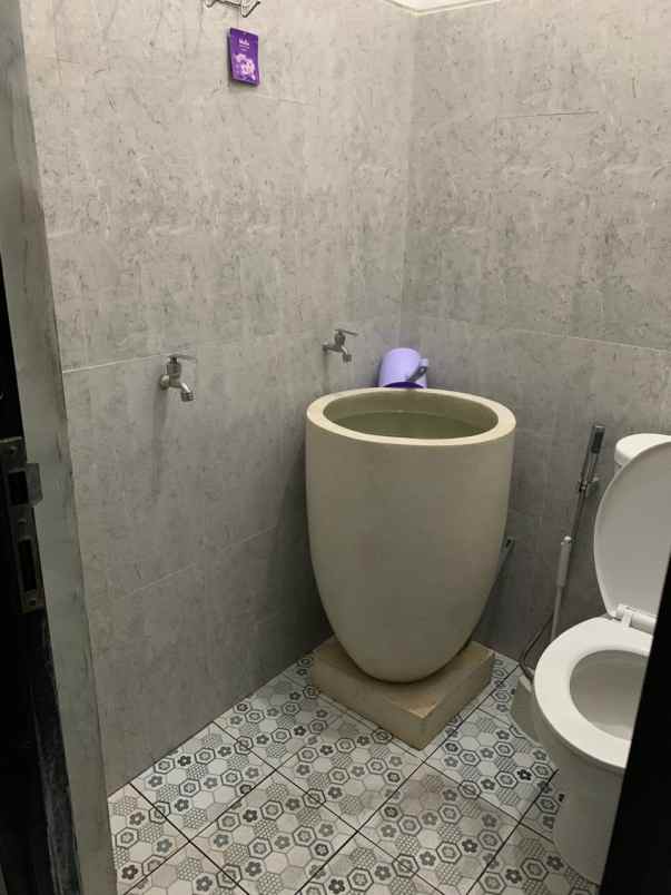 dijual rumah bulak kalitinjang baru surabaya