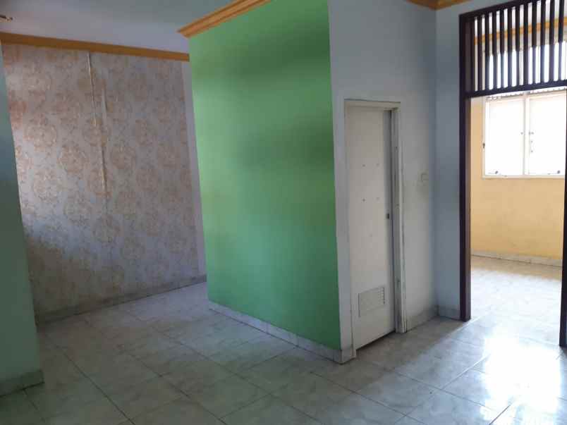 dijual rumah cempaka baru
