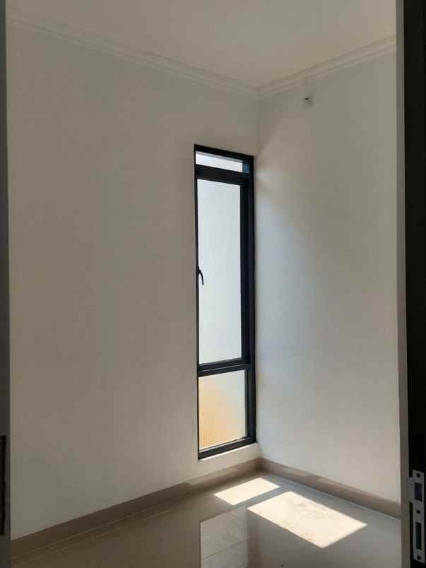 dijual rumah cileungsi kidul