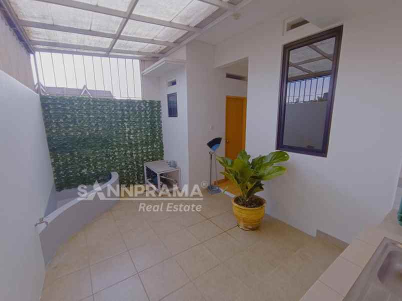 dijual rumah cimanggis