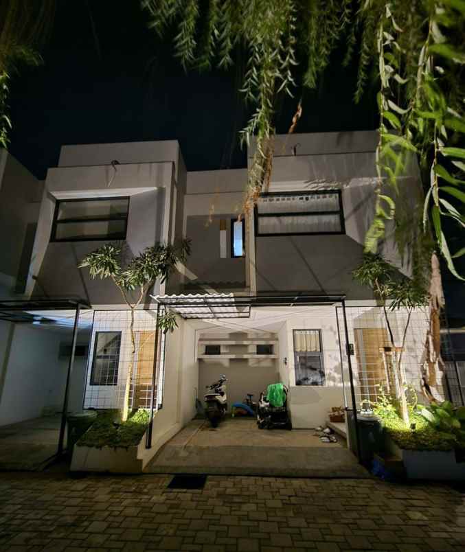 dijual rumah cinangka depok