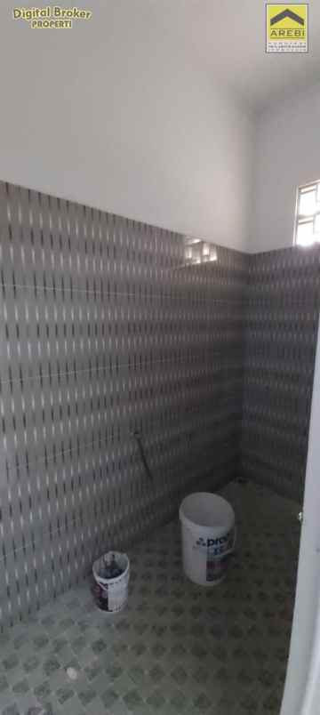 dijual rumah cipageran