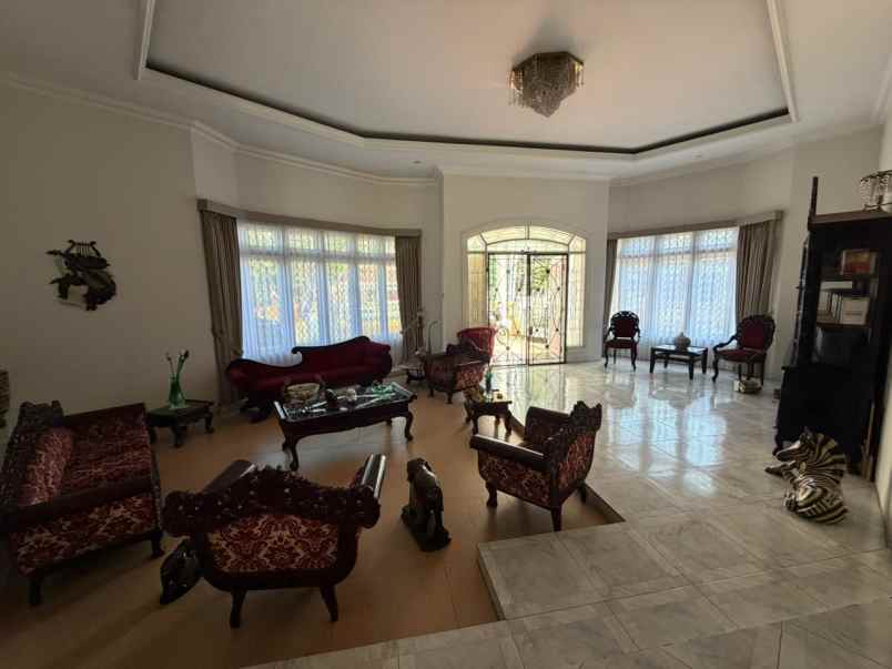 dijual rumah cipinang indah