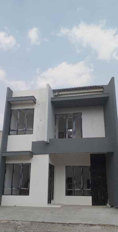 dijual rumah ciracas