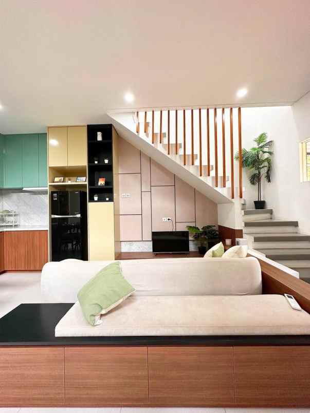 dijual rumah ciracas jakarta timur