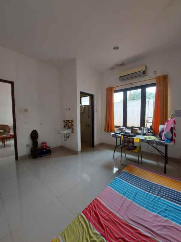 dijual rumah cirendeu ciputat timur