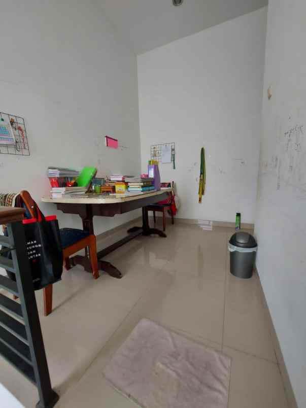 dijual rumah cirendeu ciputat timur